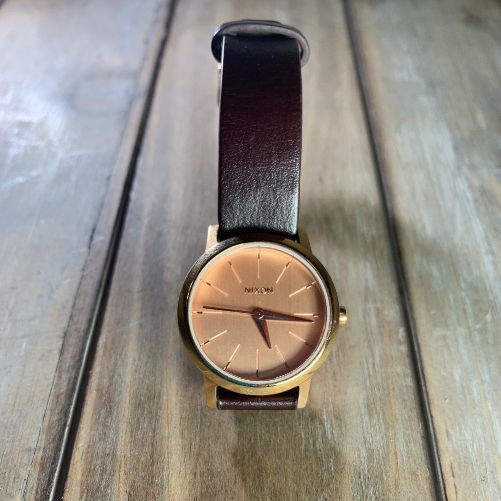 Nixon Watch w/ Kenzi Leather (needs new battery)